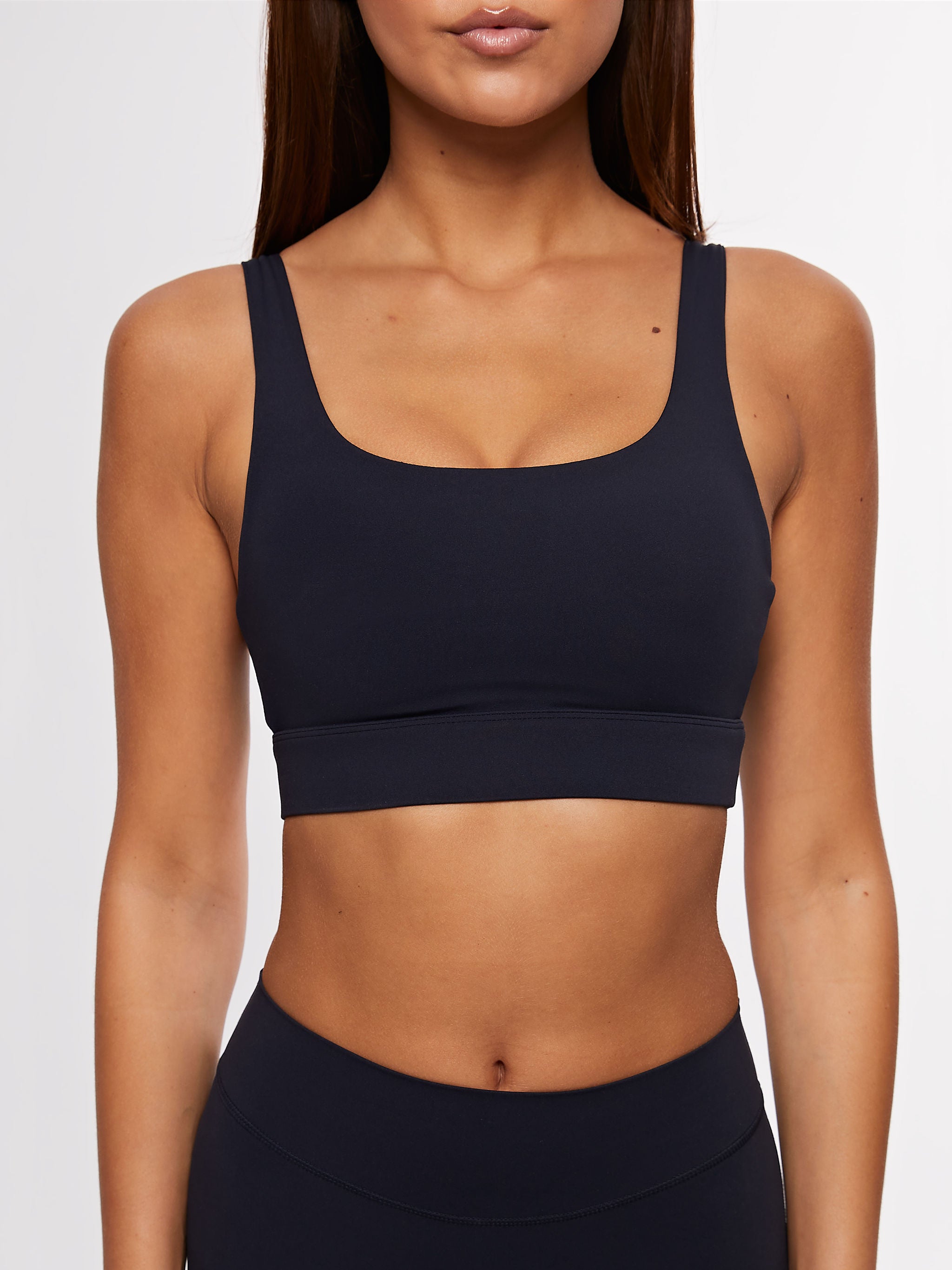 sustainable activewear, workout clothes, gym wear, gym clothes for women, activewear, routine, habits, workout clothes for women, activewear clothing, women’s workout apparel, crave active, crave activewear, crave