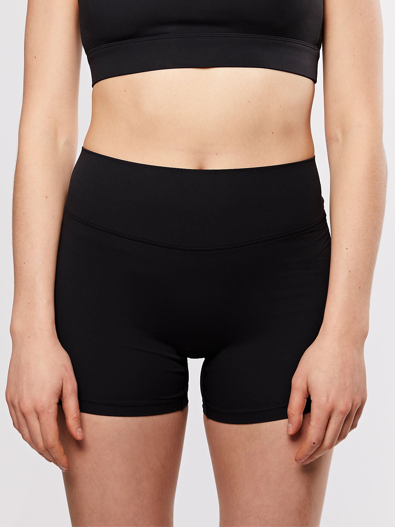 sustainable activewear, workout clothes, gym wear, gym clothes for women, activewear, routine, habits, workout clothes for women, activewear clothing, women’s workout apparel, crave active, crave activewear, crave, high-waist, medium-waist, high waisted, soft bike shorts, soft activewear shorts, comfy shorts, 5 inch shorts, 4 inch shorts, workout shorts