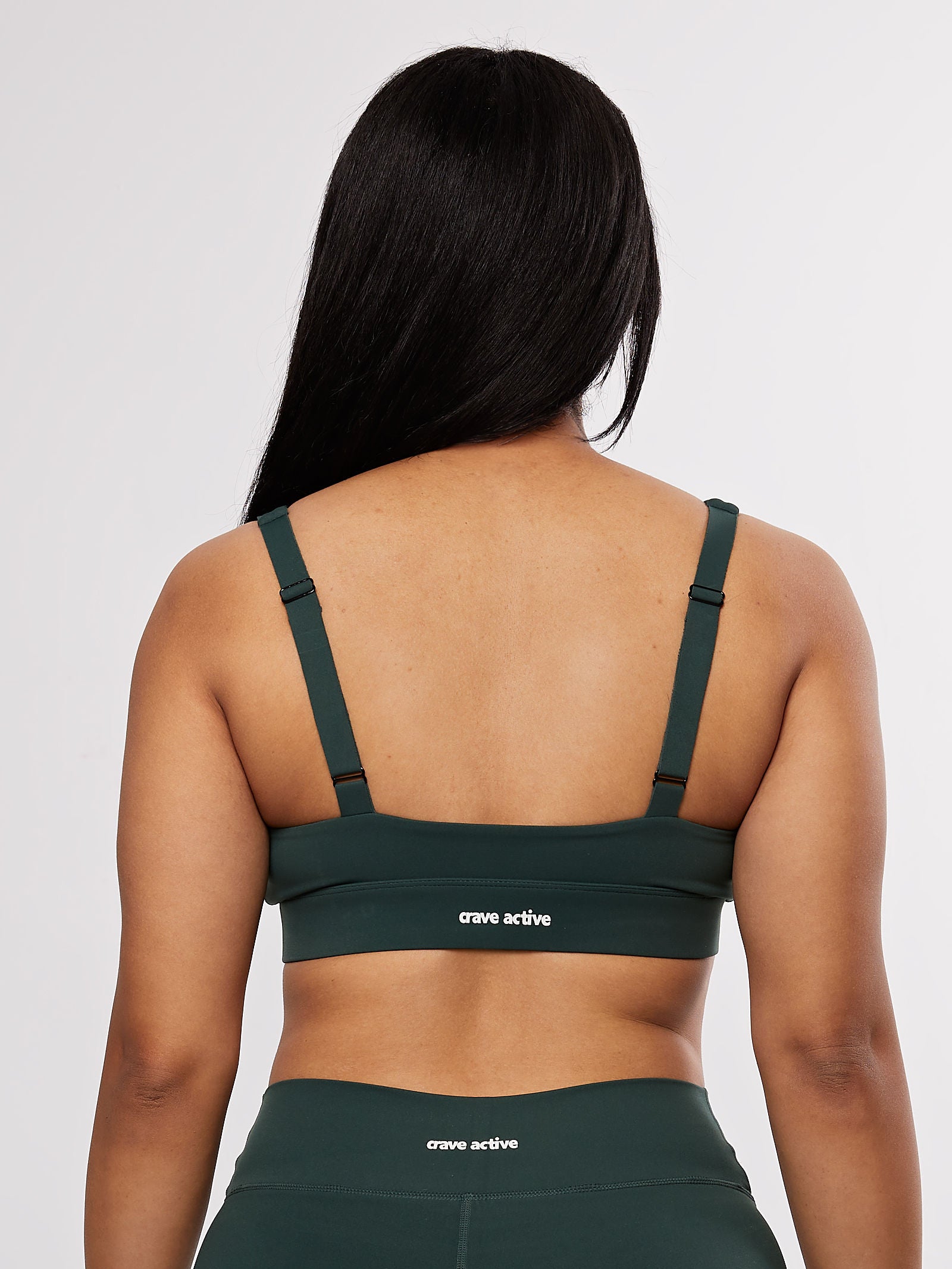 sustainable activewear, workout clothes, gym wear, gym clothes for women, activewear, routine, habits, workout clothes for women, activewear clothing, women’s workout apparel, crave active, crave activewear, crave, sports bra, adjustable straps