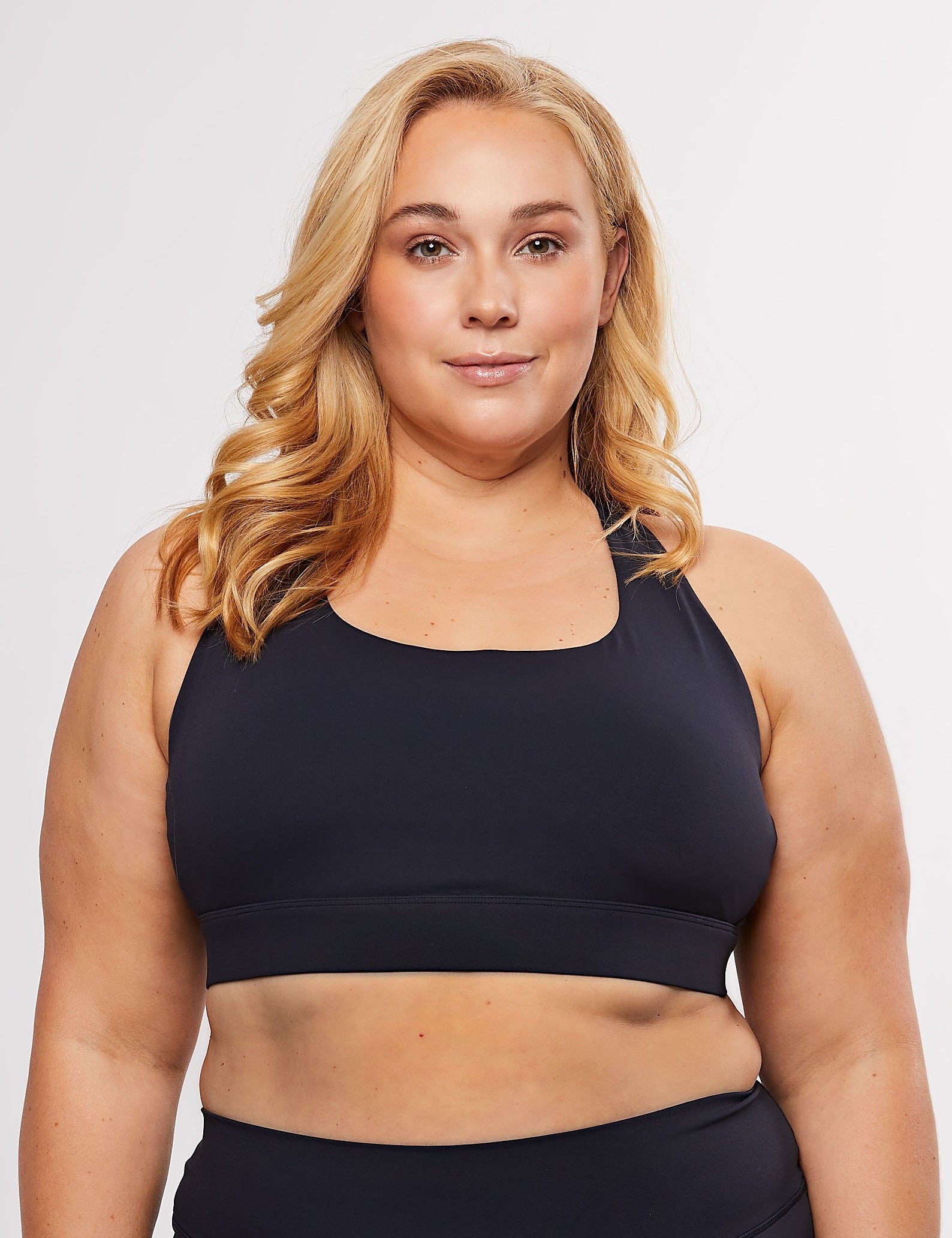 sustainable activewear, workout clothes, gym wear, gym clothes for women, activewear, routine, habits, workout clothes for women, activewear clothing, women’s workout apparel, crave active, crave activewear, crave, sports bra, adjustable straps